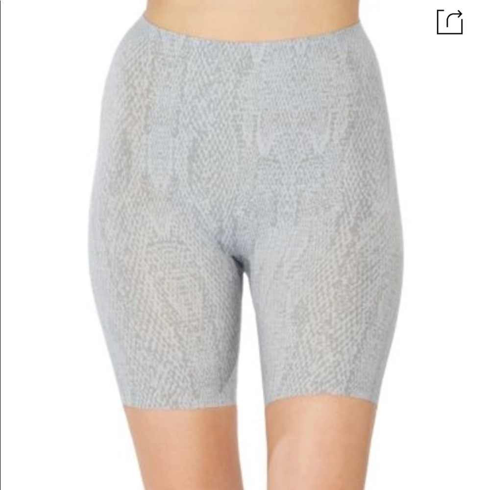Spanx mid-thigh short